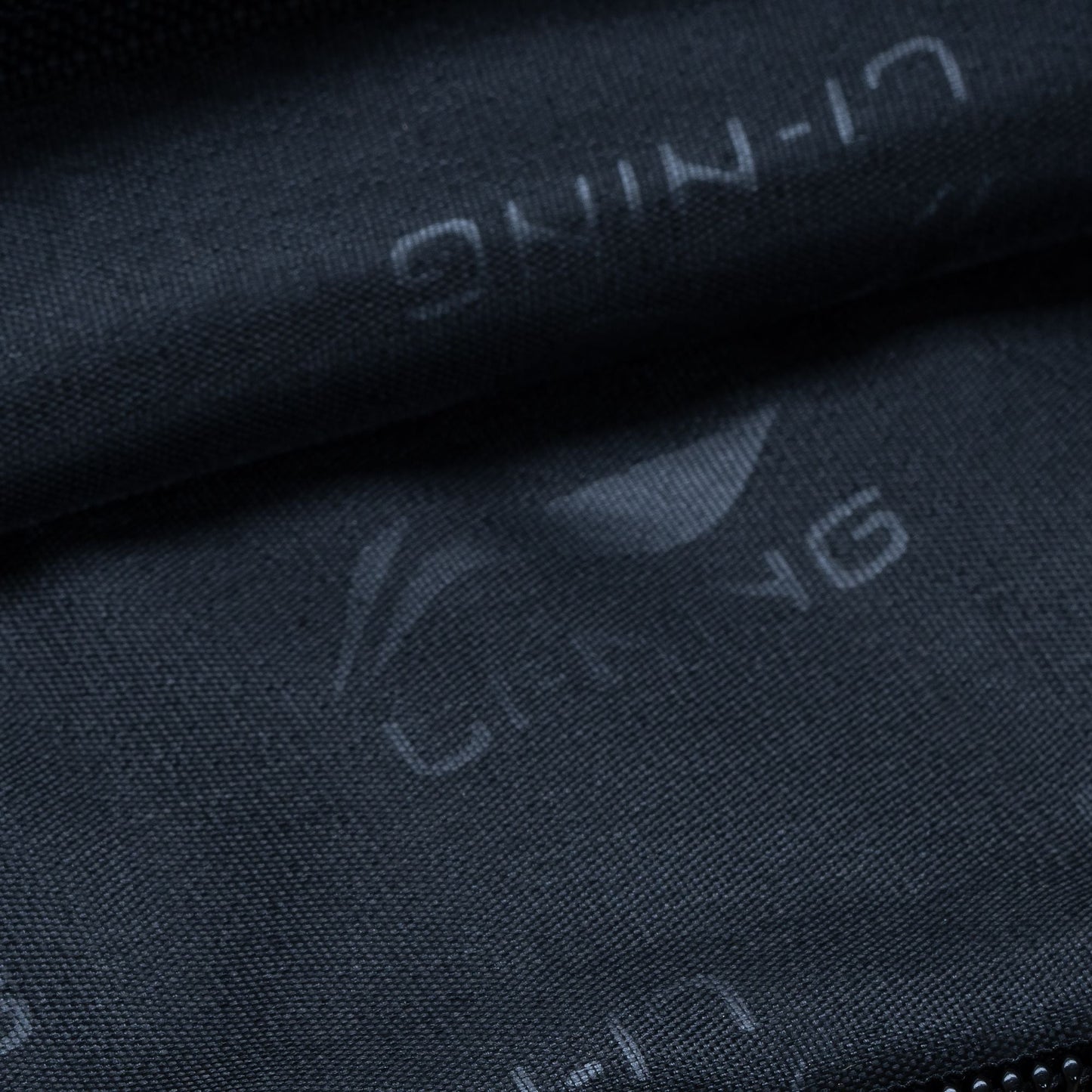 Lining Hot Shot Badminton Kit Bag